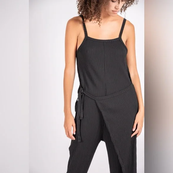 Rita Row Lina Knit Jumpsuit Black NWT Medium